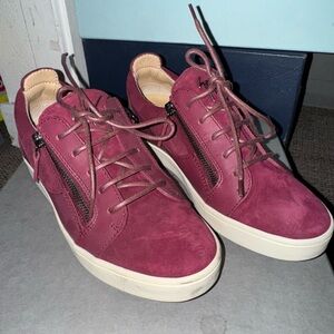 Men's Maroon Sneakers with Side Zipper